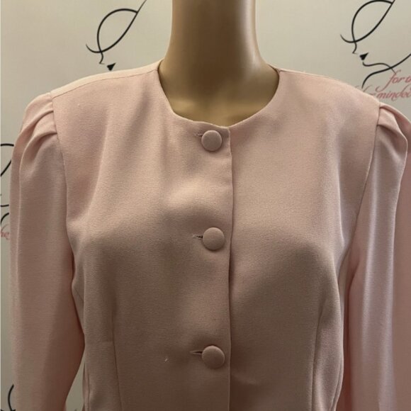 In The Mood. Size 8. Pink Shacket. Lace Trim. Pleated Cap. Long Sleeves. DB2 - Picture 2 of 6